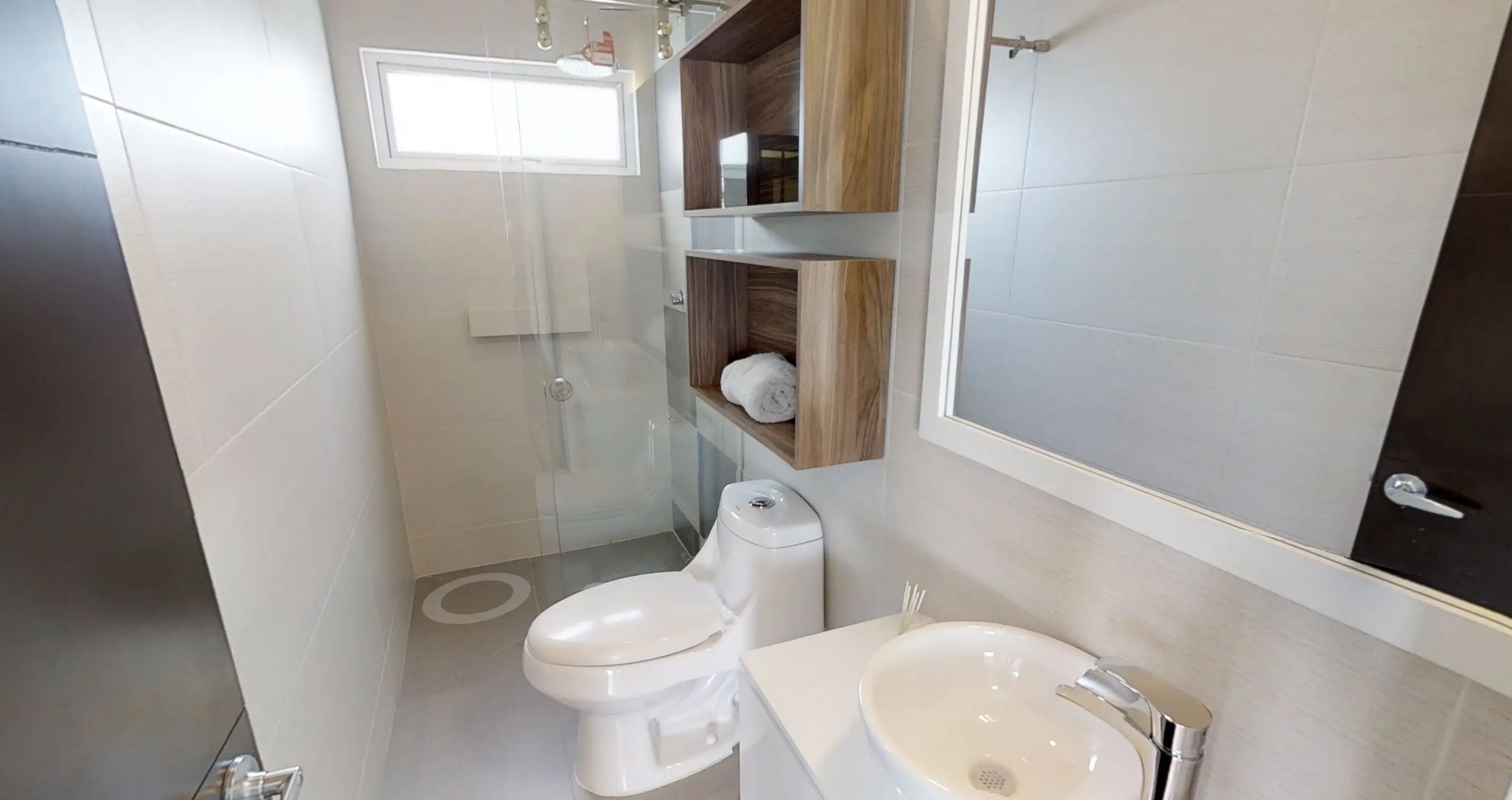 Baño principal del modelo Cardenal